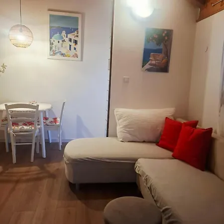 Flower Apartman Ilovik
